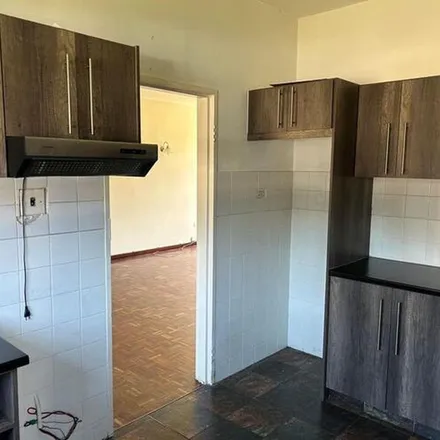 Image 3 - Roberts Road, Msunduzi Ward 26, Pietermaritzburg, 3201, South Africa - Apartment for rent