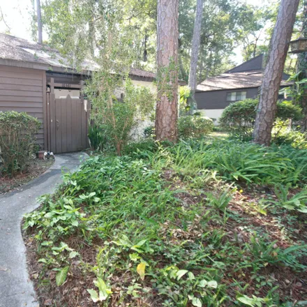 Buy this 2 bed townhouse on 10432;10352 Big Tree Lane in Plummers, Jacksonville