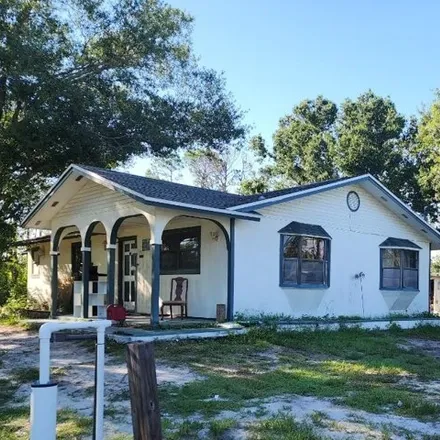 Buy this 3 bed house on 1905 Buddy Lane in Lee County, FL 33917