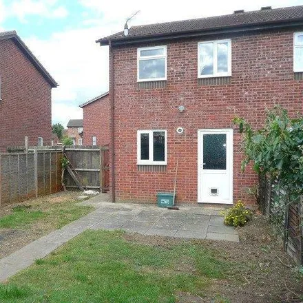 Image 7 - Ullswater Close, Wellingborough, NN8 3XR, United Kingdom - Duplex for rent