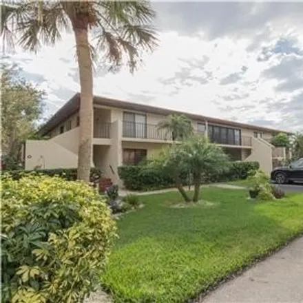 Rent this 2 bed condo on 3861 Sun Eagle Lane in Manatee County, FL 34210
