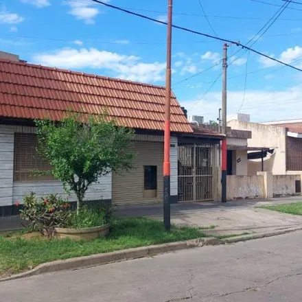 Buy this 2 bed house on Mosconi 1326 in Coronel Aguirre, Villa Gobernador Gálvez