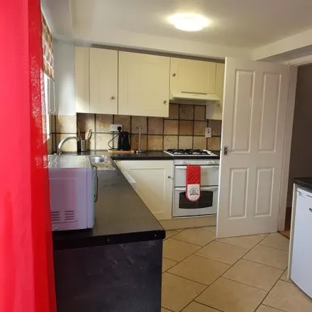 Image 3 - 19 Penllech Walk, Bulwell, NG5 9HQ, United Kingdom - Apartment for rent
