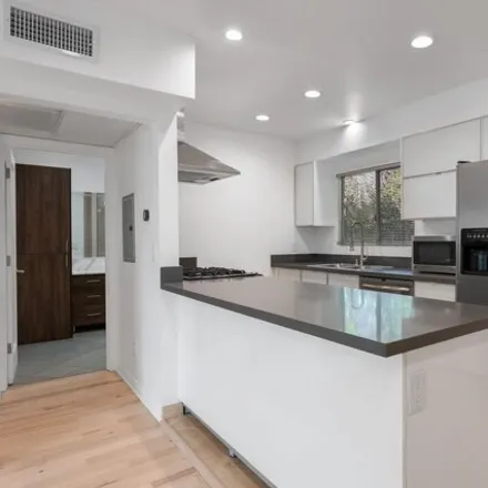 Image 5 - 1164 North Clark Street, West Hollywood, CA 90069, USA - House for rent