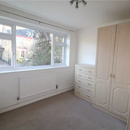 Rent this 2 bed apartment on Birdhurst Road in London, CR0 5SG