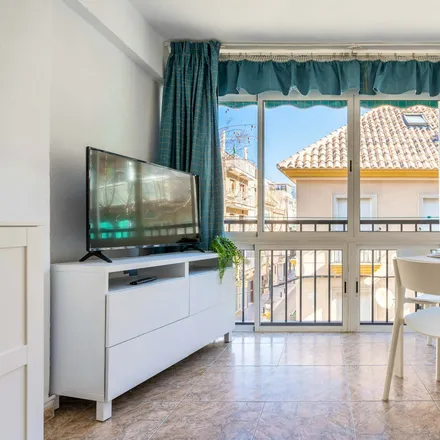 Rent this 1 bed apartment on Bar La Taberna in Calle Lope de Vega, 29640 Fuengirola