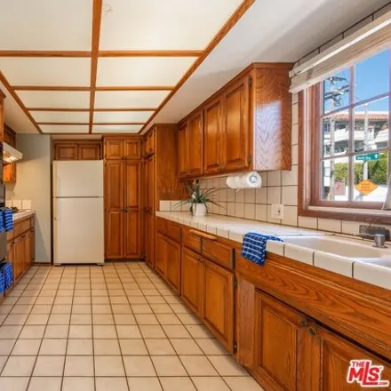 Image 6 - West 1st Street, Los Angeles, CA 90732, USA - House for sale