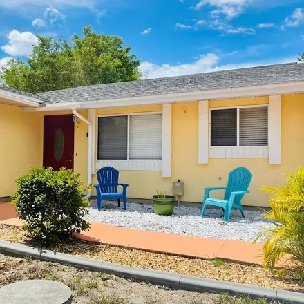 Rent this 2 bed house on Port Charlotte