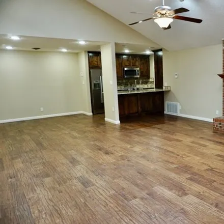 Image 2 - 1436 Denton Street, Midland, TX 79703, USA - House for rent