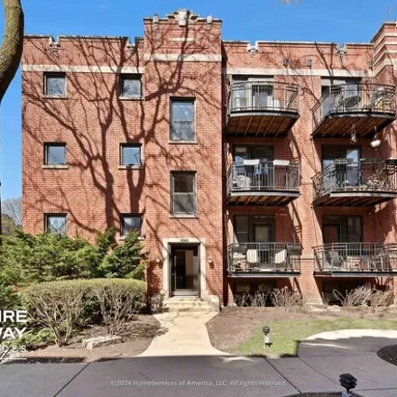 Buy this 2 bed condo on 5913-5923 North Paulina Street in Chicago, IL 60660