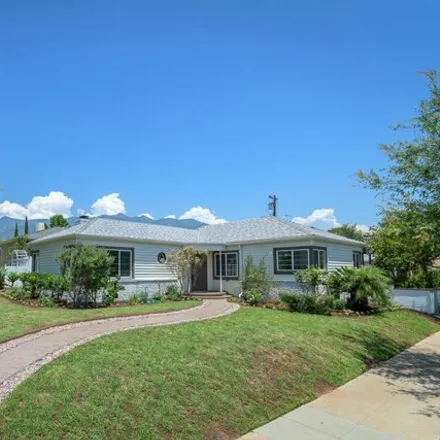 Buy this 3 bed house on 960 Roxbury Dr in Pasadena, California