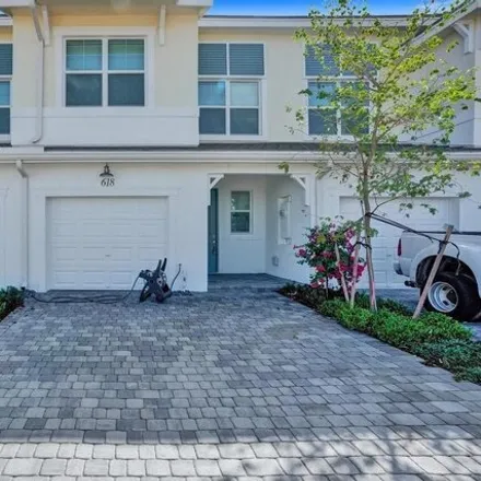 Buy this 3 bed townhouse on Parsons way in Deerfield Beach, FL 33442