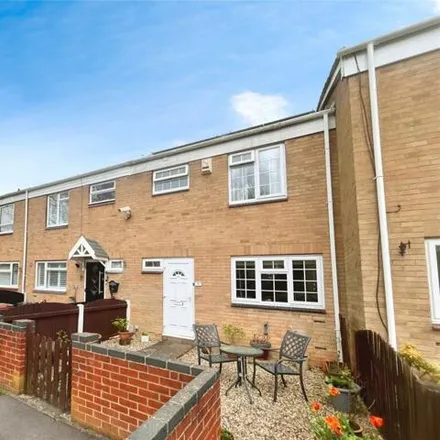 Buy this 3 bed townhouse on Richmond Close in Medway, ME5 8YH