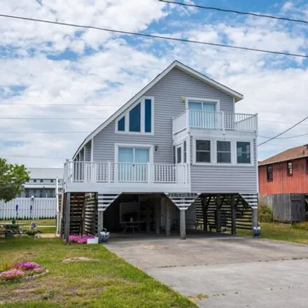 Buy this 3 bed house on 1310 Wrightsville Boulevard in Kill Devil Hills, NC 27948