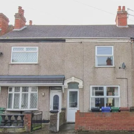 Buy this 3 bed townhouse on Cooper Road in Grimsby, DN32 9EQ