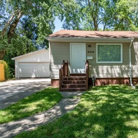 Buy this 2 bed house on 2325 Seminole Rd in Waukegan, Illinois
