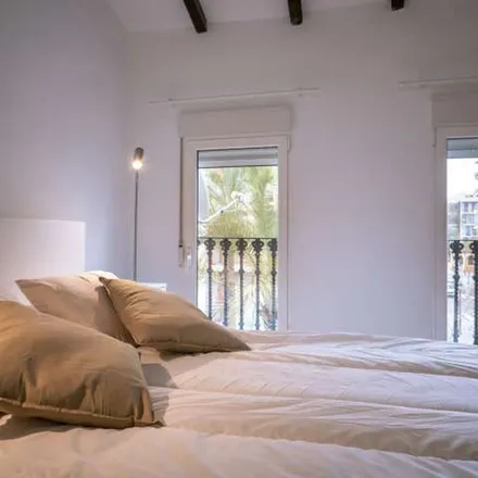 Rent this 1 bed apartment on Carrer del Mediterrani in 30, 46011 Valencia