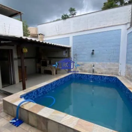 Buy this 3 bed house on Rua Cassimiro Adriano Silva in Cachoeira, Conselheiro Lafaiete - MG
