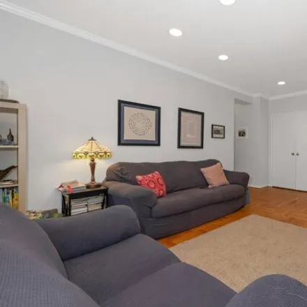 Image 3 - 680 REAR West 239th Street, New York, NY 10463, USA - Apartment for sale
