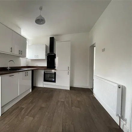 Image 2 - Machon Bank Road, Sheffield, S7 1PD, United Kingdom - Apartment for rent
