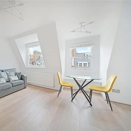 Rent this studio apartment on 45 Egerton Gardens in London, SW3 2BY