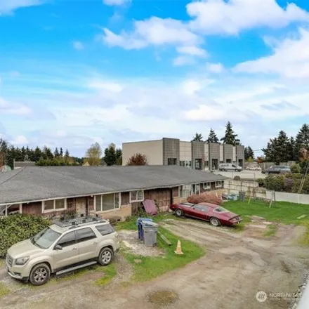 Buy this studio house on 3264 Russell Way in Snohomish County, WA 98087
