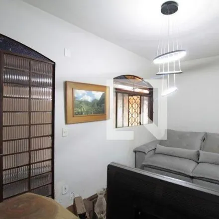 Buy this 4 bed house on Rua Antônio Giarola 317 in Venda Nova, Belo Horizonte - MG