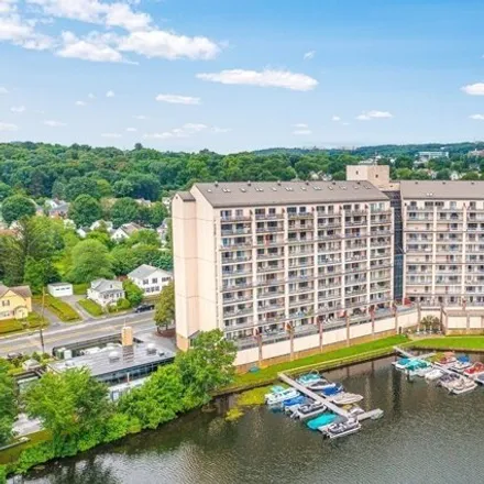 Image 4 - Lakeshore Condos, 65 Lake Avenue, Lakeview, Worcester, MA 01604, USA - Condo for sale