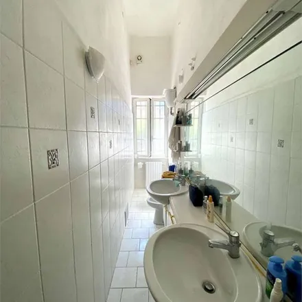 Image 2 - Via Bettino Ricasoli, 55044 Pietrasanta LU, Italy - Apartment for rent