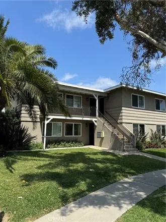 Rent this 2 bed apartment on 2962 Peppertree Lane in Costa Mesa, CA 92626