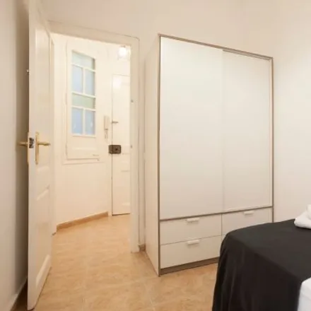 Image 4 - Carrer del Comte Borrell, 164, 166, 08001 Barcelona, Spain - Apartment for rent