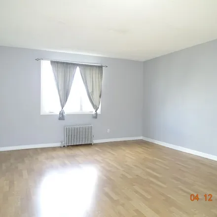 Image 7 - 144 West 8th Street, Bayonne, NJ 07002, USA - Apartment for rent