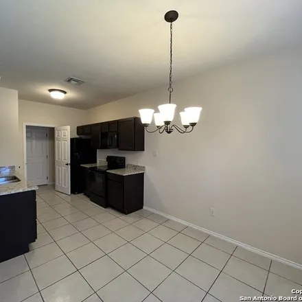 Image 6 - 8712 Azul Sky Court, Converse, TX 78109, USA - Duplex for rent