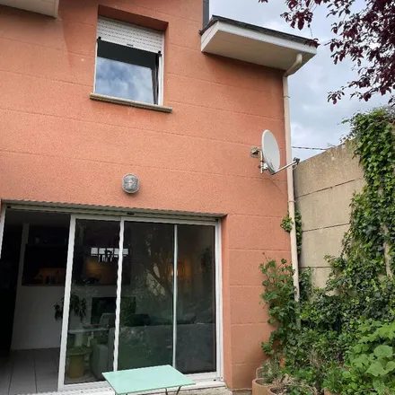 Image 2 - 43 Rue de Longpaon, 76160 Darnétal, France - Apartment for rent