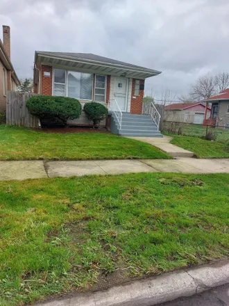 Buy this 3 bed house on 10204-10206 South Union Avenue in Chicago, IL 60628