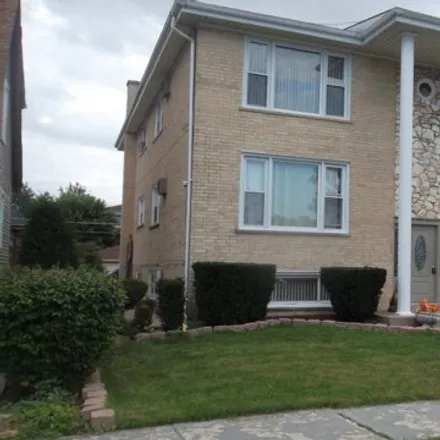 Rent this 3 bed house on 4549 Forest Ave Unit G in Brookfield, Illinois