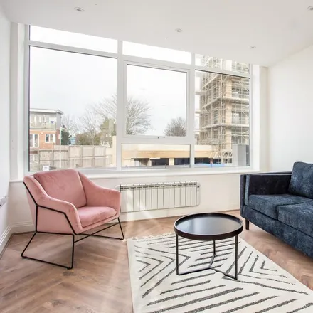 Rent this 1 bed apartment on Highbury Gardens in London, IG3 8AB
