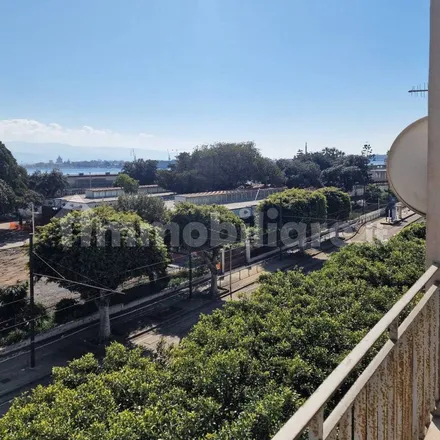 Image 1 - Viale Giostra 40, 98100 Messina ME, Italy - Apartment for rent
