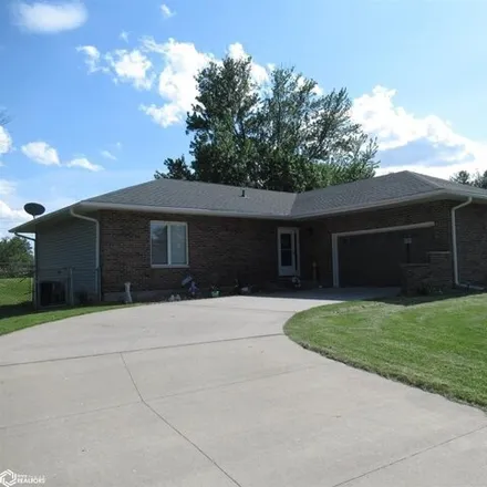 Buy this 3 bed house on 22 Greenbrier Court in Keokuk, IA 52632