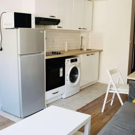 Rent this 2 bed apartment on Hôtel de Ville de Dunkerque in Place Charles Valentin, 59386 Dunkirk