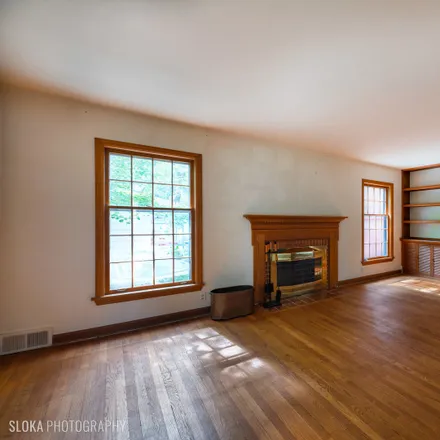 Image 3 - 324 Wiltshire Lane, Lakewood, McHenry County, IL 60014, USA - House for sale