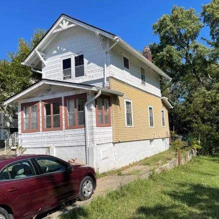 Buy this 2 bed house on 3256 McHenry Avenue in Cyclorama Heights, Cincinnati