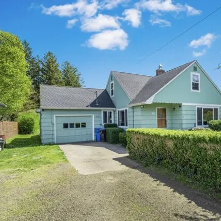 Buy this 5 bed house on 921 Williams Avenue in Tillamook, OR 97141