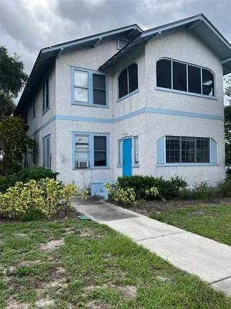 Rent this 2 bed apartment on 670 Avenue B Northwest in Winter Haven, FL 33881