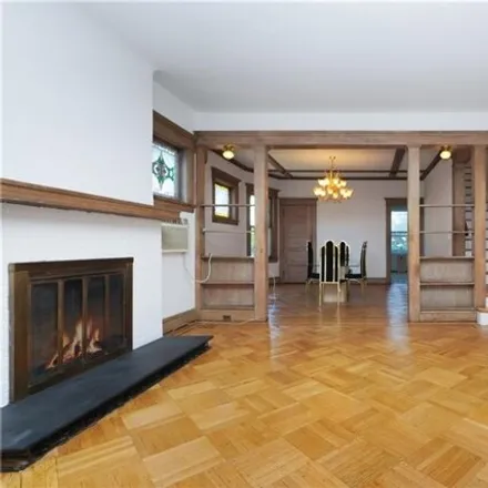 Image 8 - 1753 West 11th Street, New York, NY 11223, USA - Duplex for sale