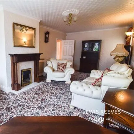 Image 9 - Dorothy Drive, Mansfield Woodhouse, NG19 0ES, United Kingdom - House for sale