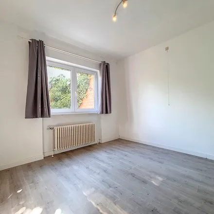 Rent this 1 bed apartment on Avenue du Val Saint-Georges in 5000 Namur, Belgium