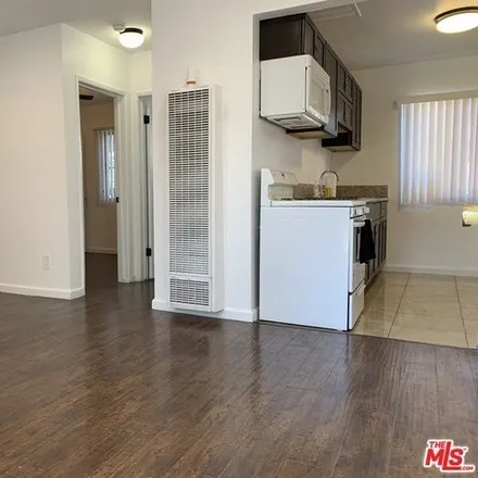 Image 2 - 1390 South Wilton Place, Los Angeles, CA 90019, USA - Condo for rent