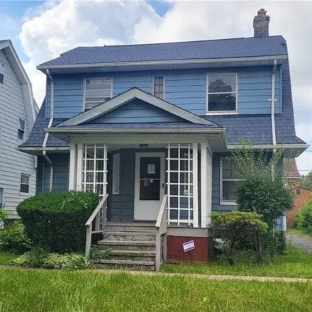 Buy this 3 bed house on 3418 Cedarbrook Road in Cleveland Heights, OH 44118