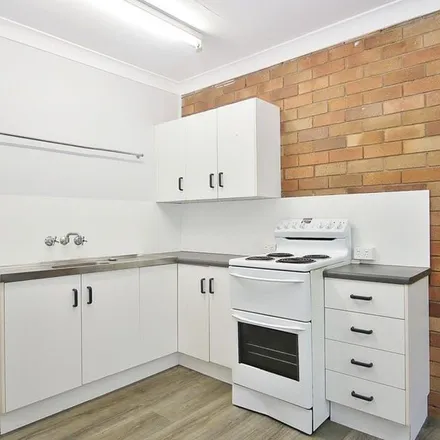 Image 4 - Denham Lane, Allenstown QLD 4700, Australia - Apartment for rent